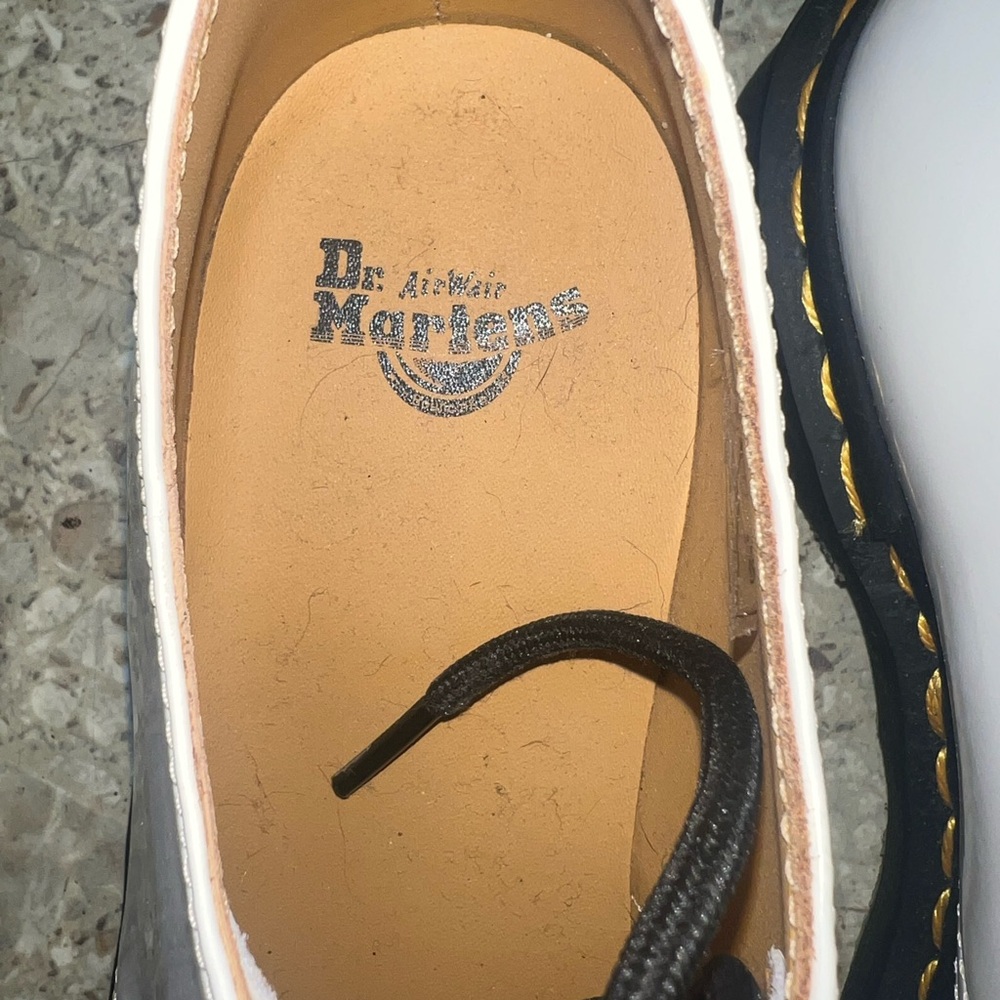 Patent leather Oxford’s Doc Marten - Picture 5 of 6